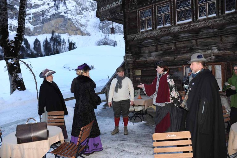 c Peter Schildknecht